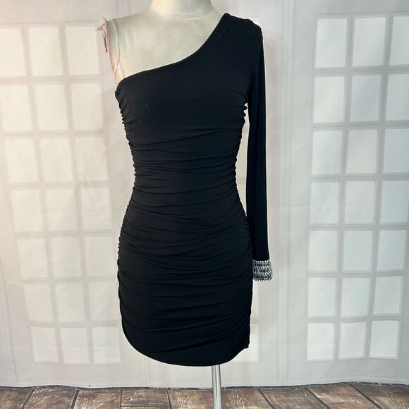 City Triangles Dresses & Skirts - City Triangles Black Ruched Bodycon One Shoulder Mini Dress Size S